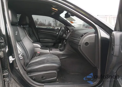 2014 Chrysler 300 300S z USA, uszkodzony, nr VIN 2C3CCAGT3EH287965